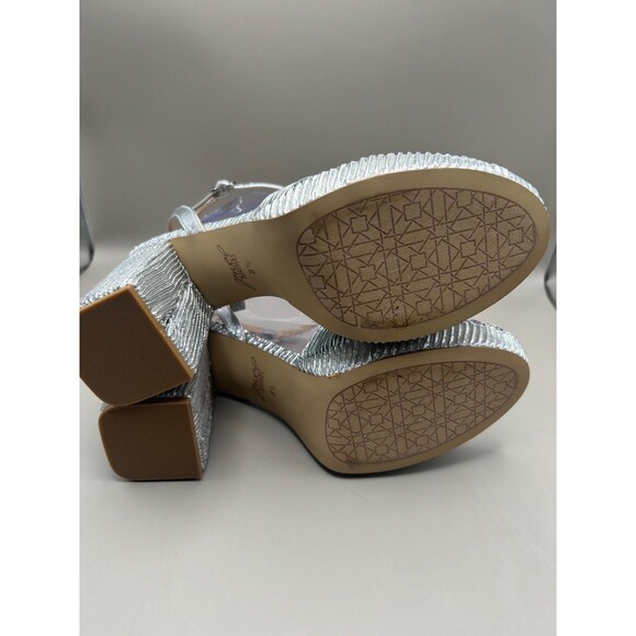 Jewel Badgley Mischka Women's Platform Sandal Silver Ruched Ankle Strap Size 8.5 - Picture 6 of 7